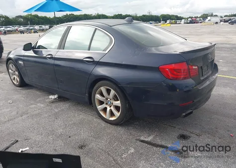 2011 BMW 550I xDrive z USA, uszkodzony, nr VIN WBAFU9C55BC278434